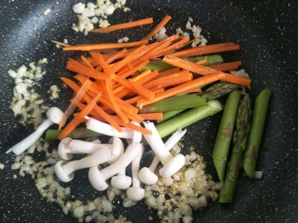 虾仁时蔬青豆泥