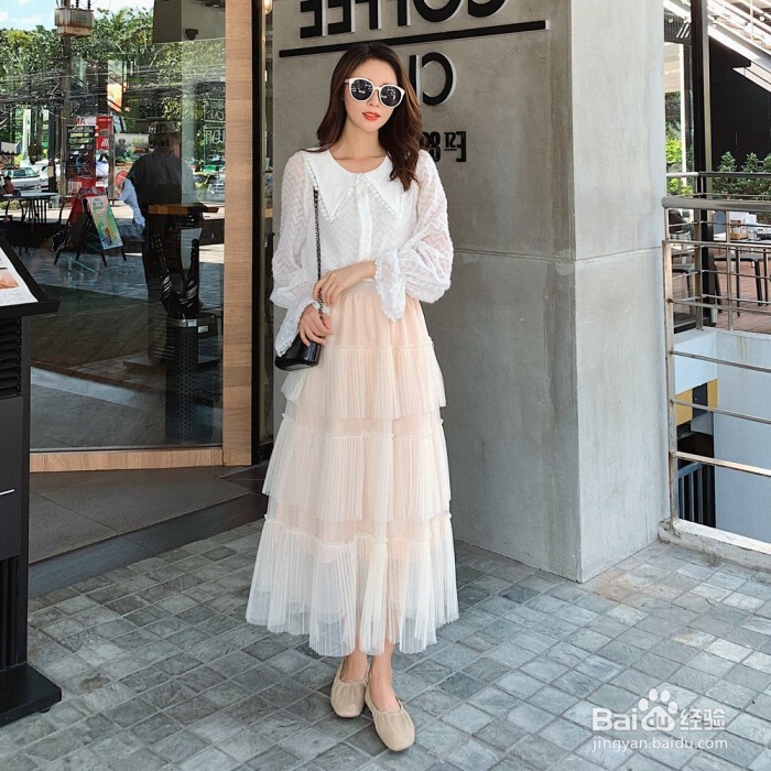 春天，衬衫如何搭配裙子比较清新
