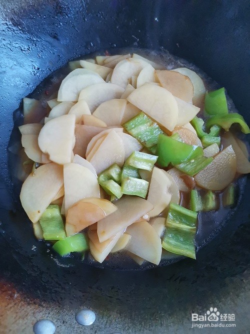 酱油青椒土豆片的做法