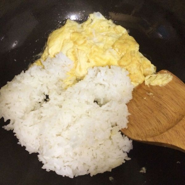 芝士什锦蛋炒饭