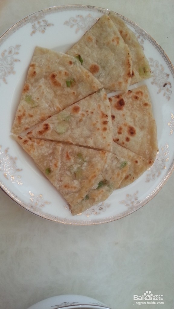 家常版葱油饼的做法