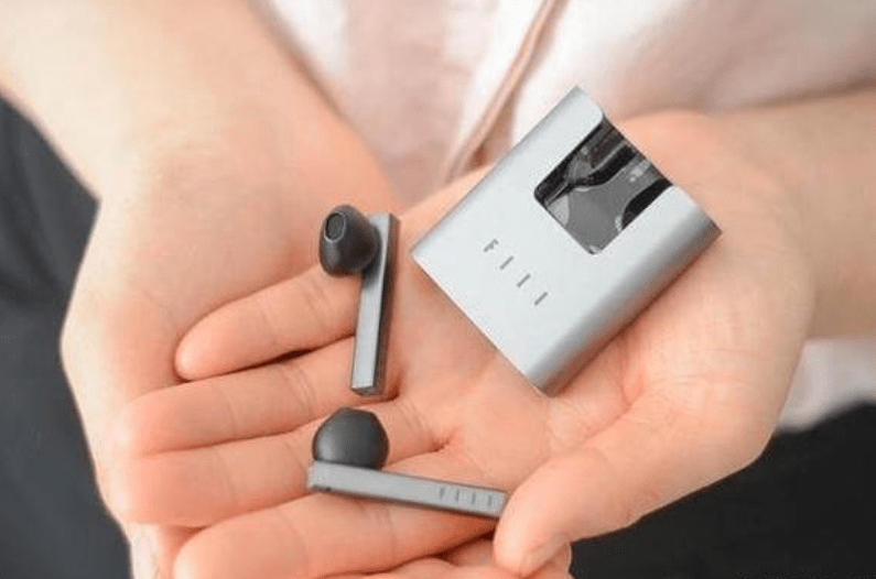 国产蓝牙耳机评测：南卡和FIIL谁值得入手？