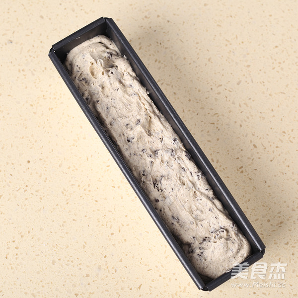 口感润泽的奥利奥磅蛋糕