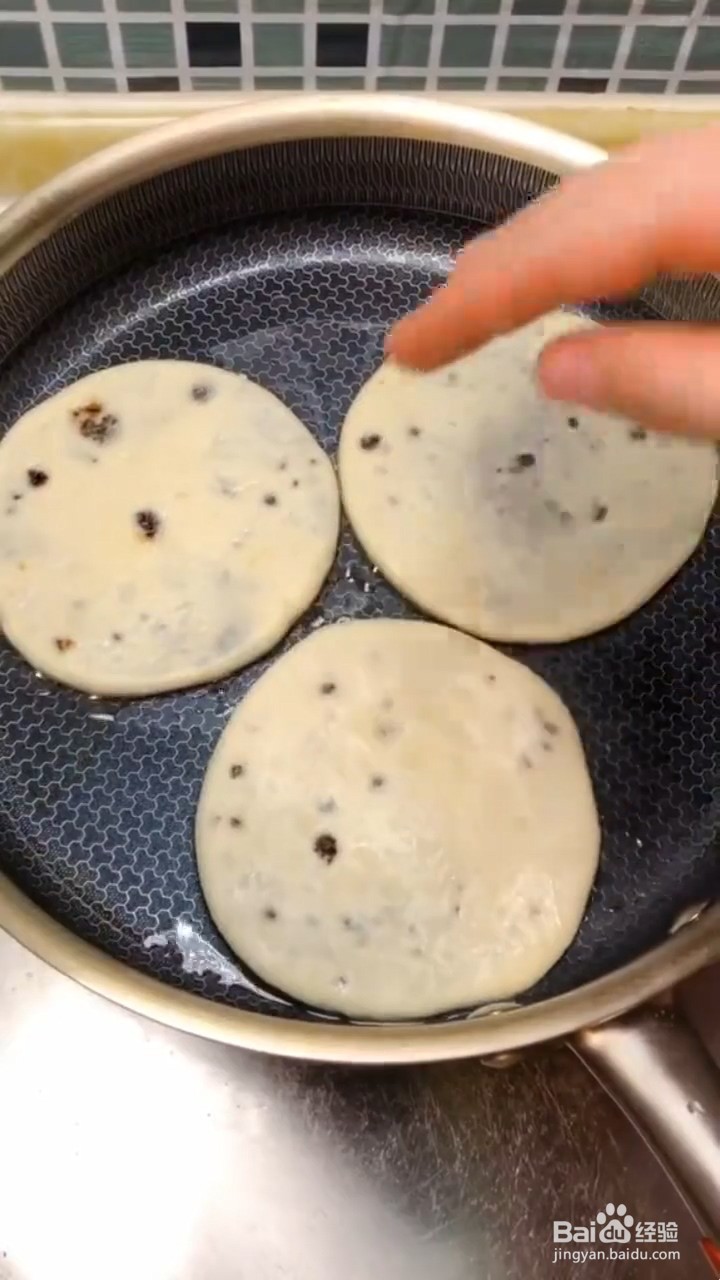 如何制作好吃的红糖馅面饼