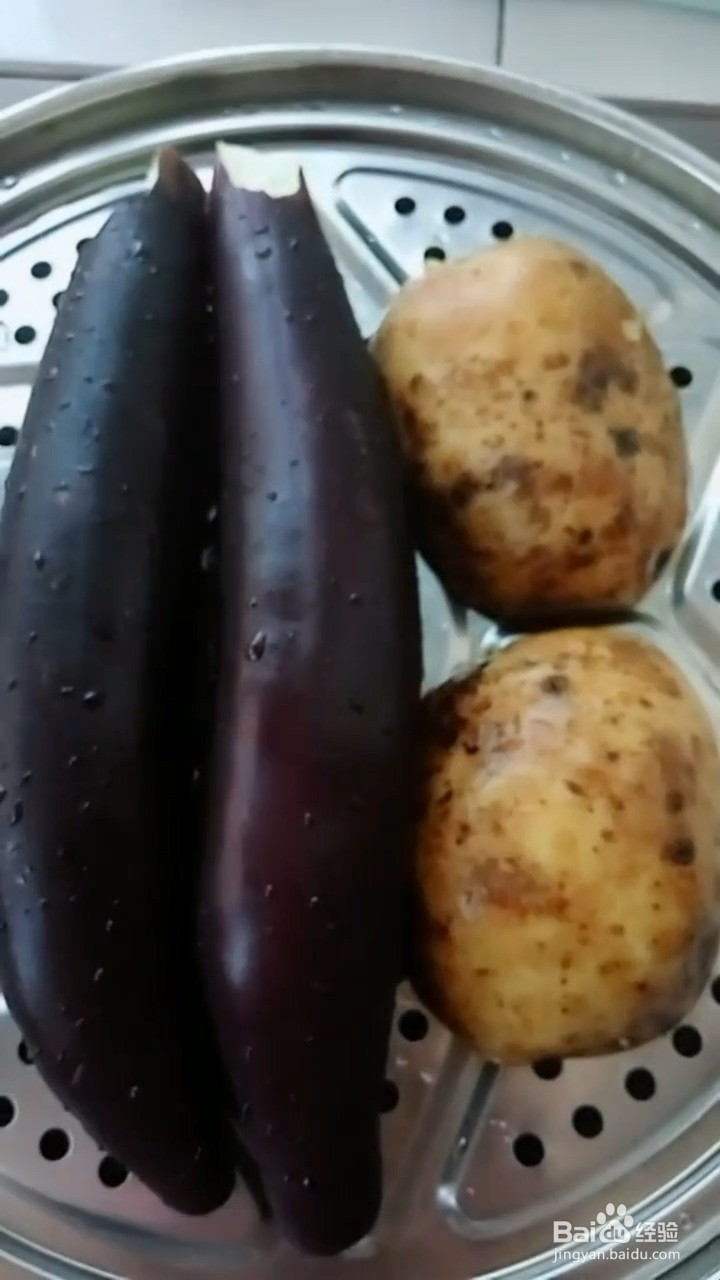 如何制作茄子炒土豆