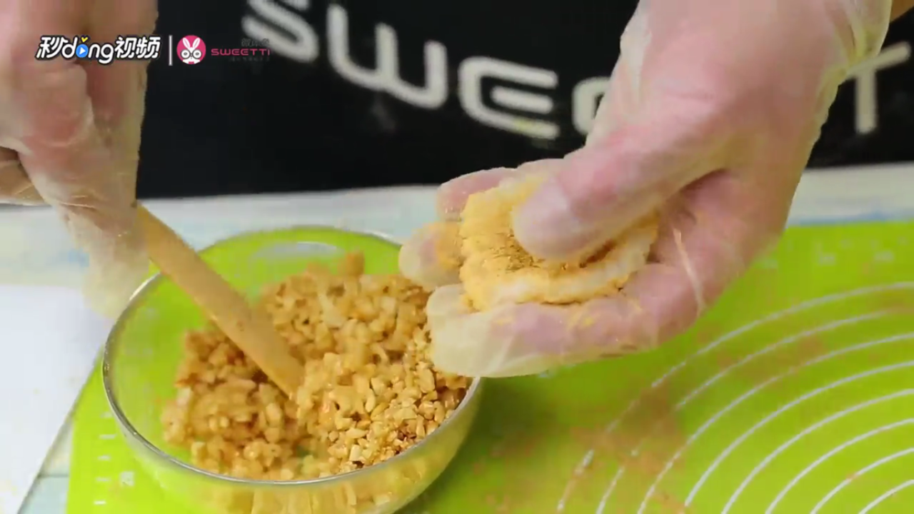 花生红糖糯米糍粑怎么做