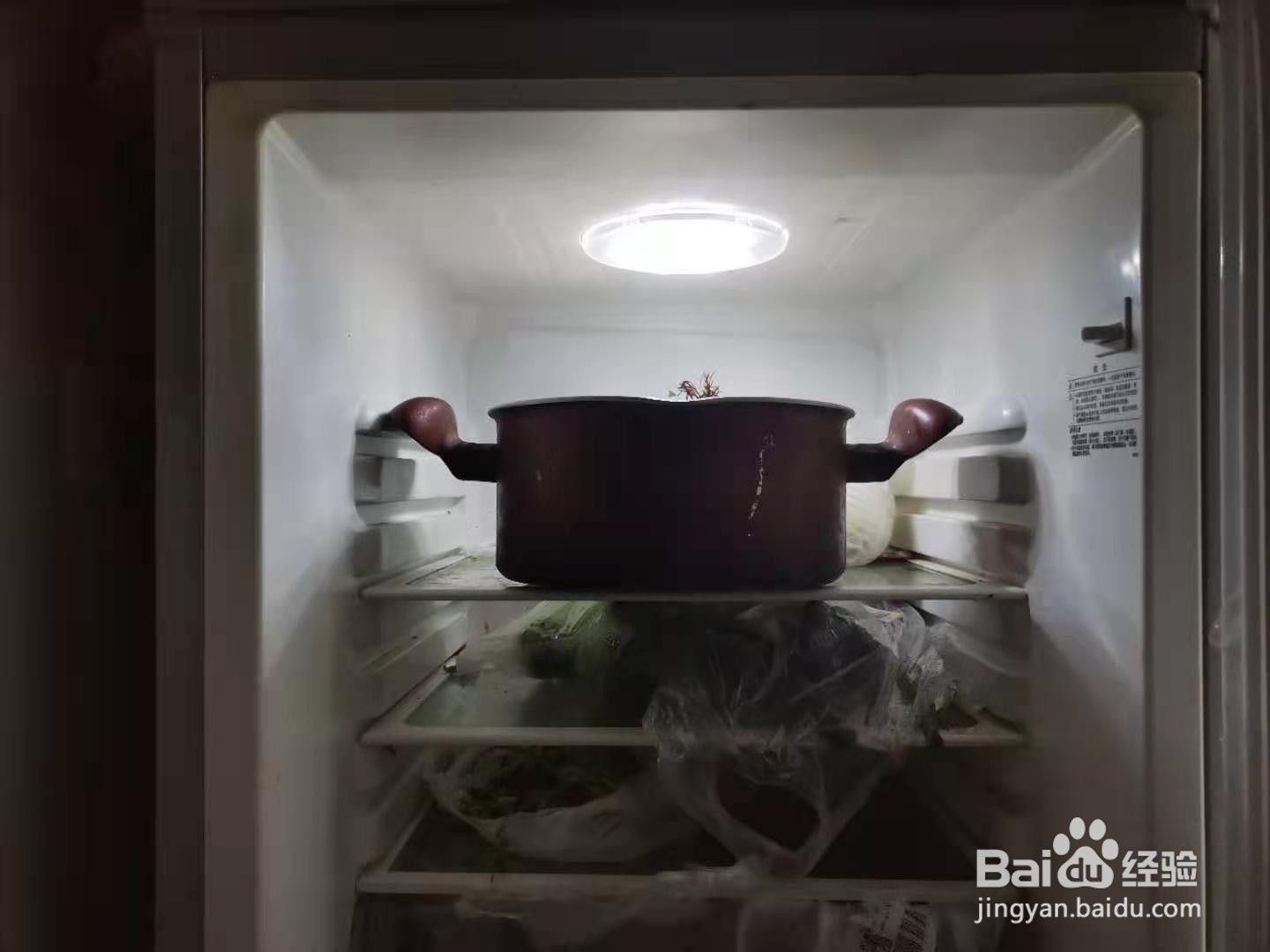 晶莹剔透猪皮冻的家常做法