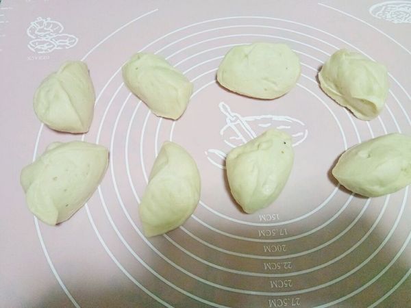 #美的FUN烤箱·焙有FUN儿#椰蓉蔓越莓潜水艇餐包