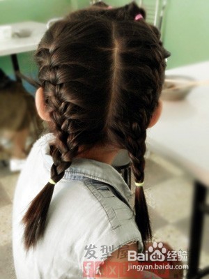 儿童扎辫子的方法
