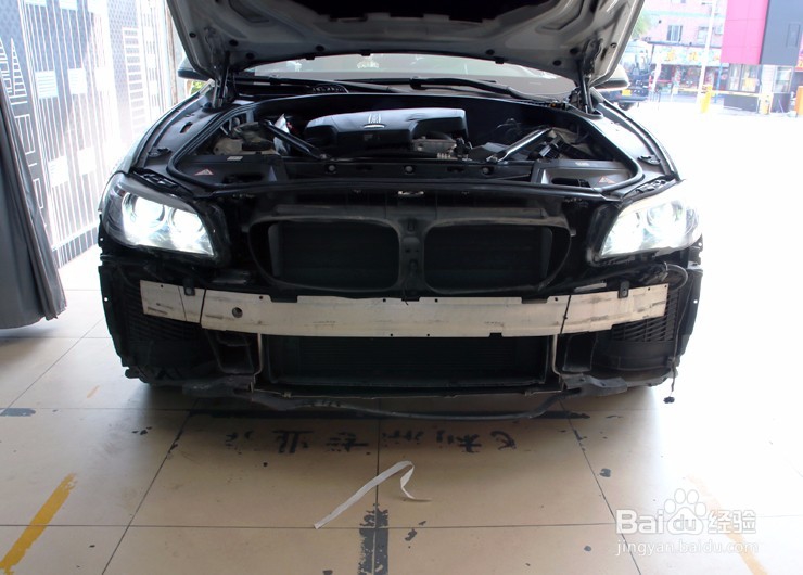 白色珍珠宝马-5系改大灯，简直面目全非了