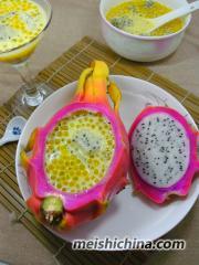 椰汁火龙果西米露