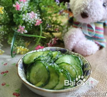 <b>初夏清凉开胃的上海风味凉拌菜——糖醋拌黄瓜</b>
