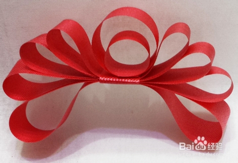 怎样做漂亮的包装花结：[3]含苞欲放