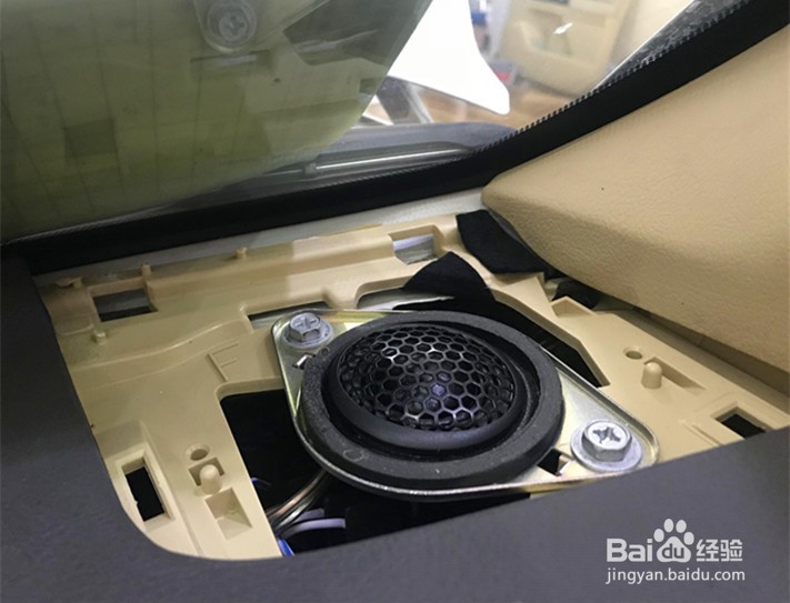 酷路泽升级换装丹麦芬朗汽车音响