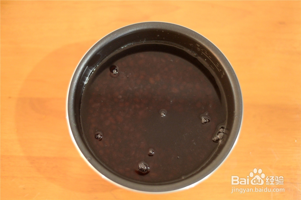 营养美味的紫米红豆粥