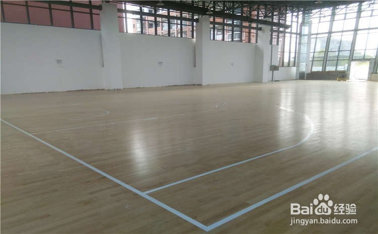 体育运动木地板特点