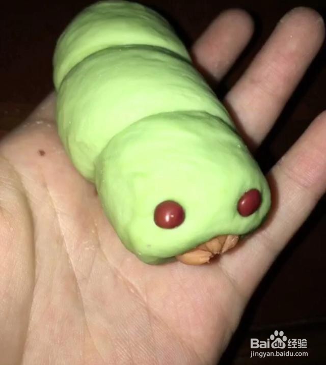 在家自制毛毛虫馒头