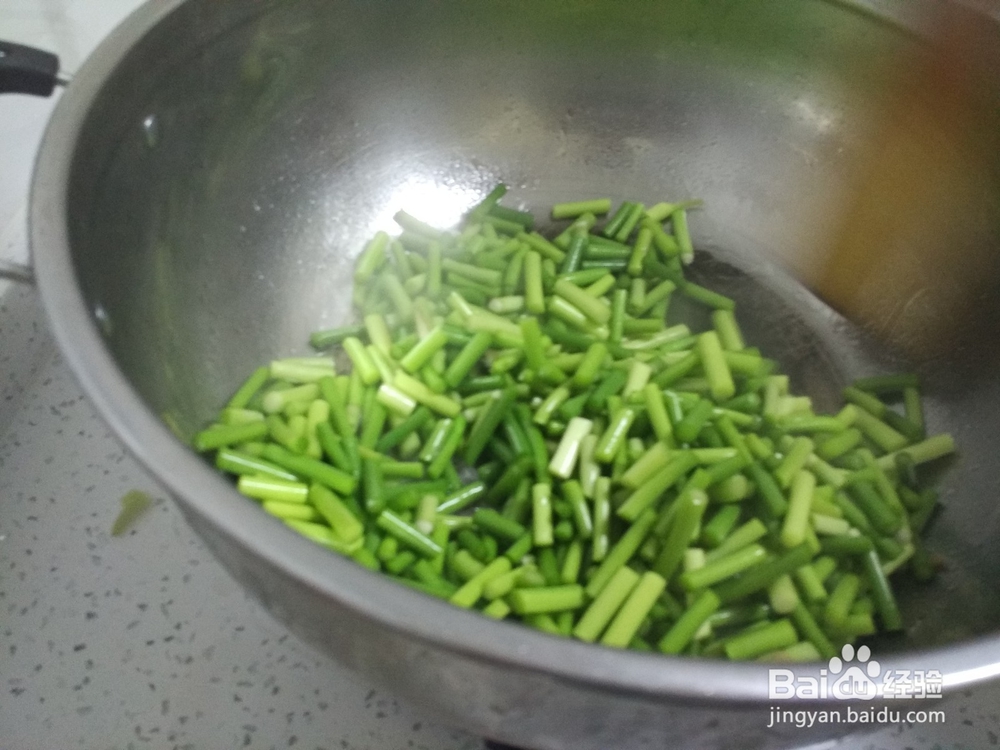 怎么样做蒜苔炒鸡蛋好吃