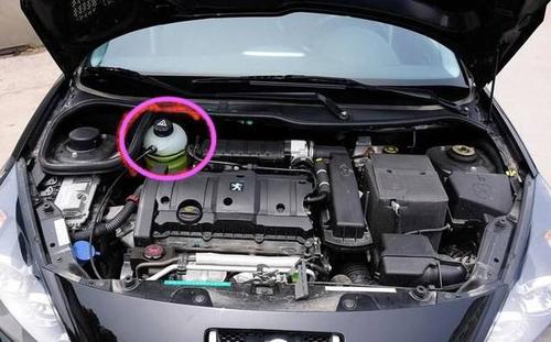 汽车水箱被冰冻该怎么办?水箱会不会被冻坏了