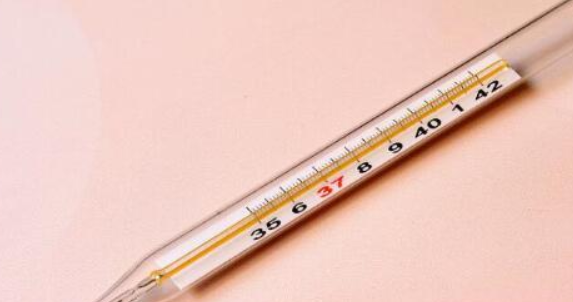 腋下测体温36.1度,算低烧吗