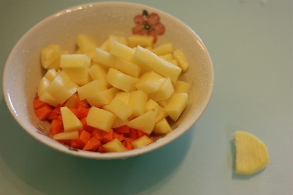 杂蔬菜咖喱鸡焖饭