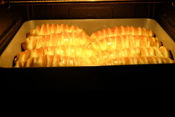 毛毛虫奶油面包