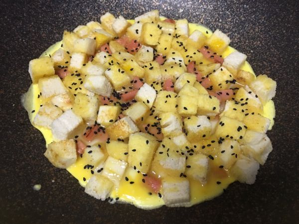 馒头火腿鸡蛋饼