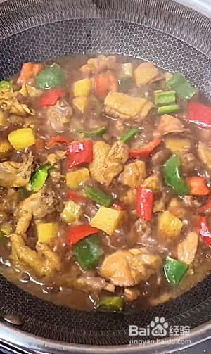 如何制作家庭版黄焖鸡