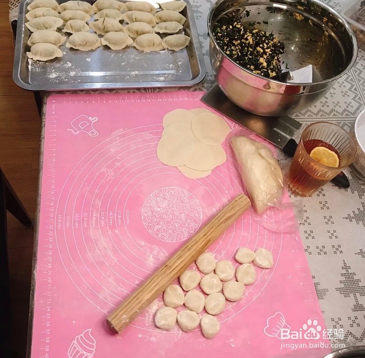 木耳三鲜馅饺子的做法