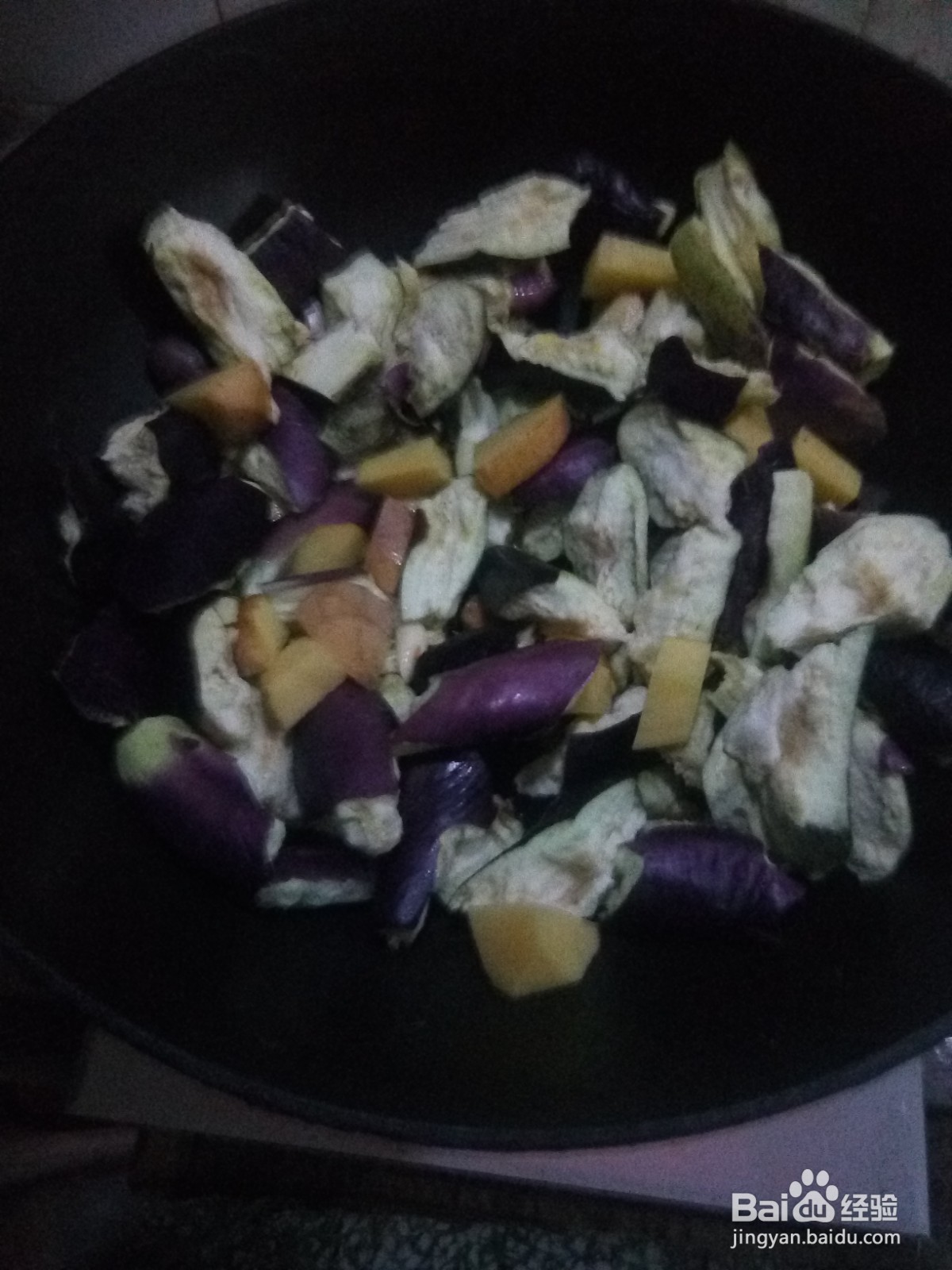 本地茄子炖土豆
