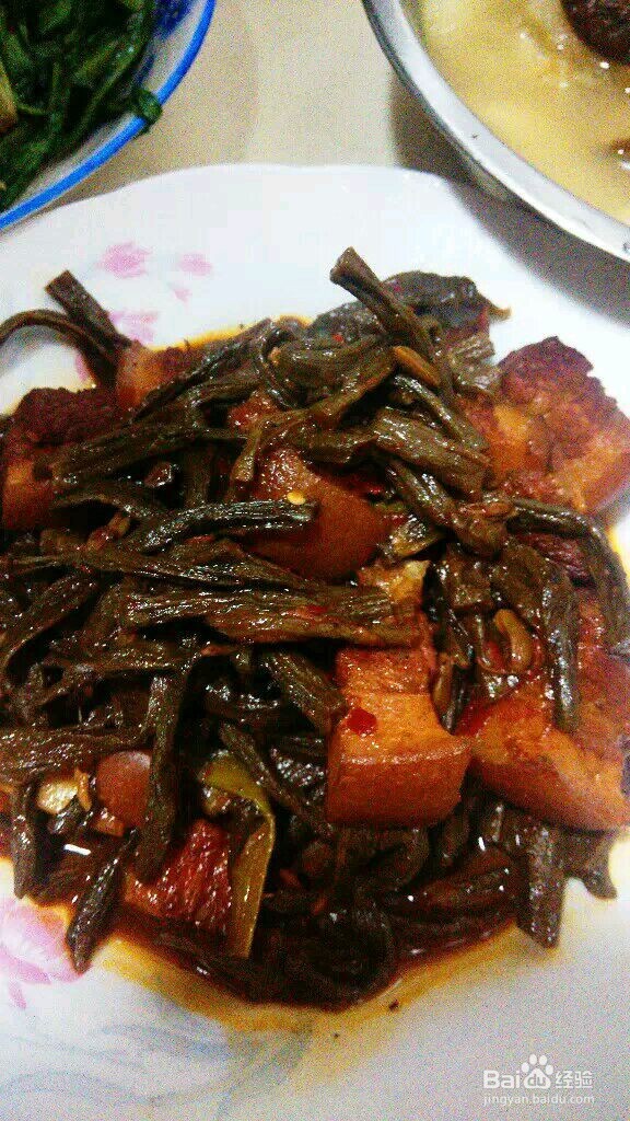 懒人版干豇豆红烧肉的做法