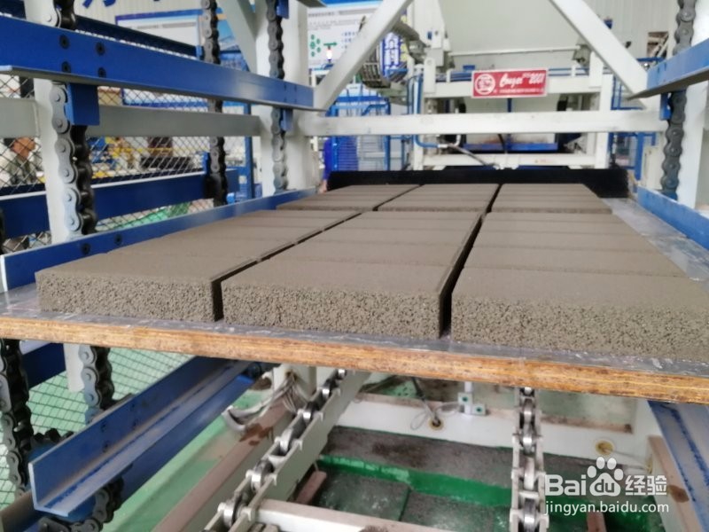 水泥砖生产线设备皮带机调试要点及配套系统组成