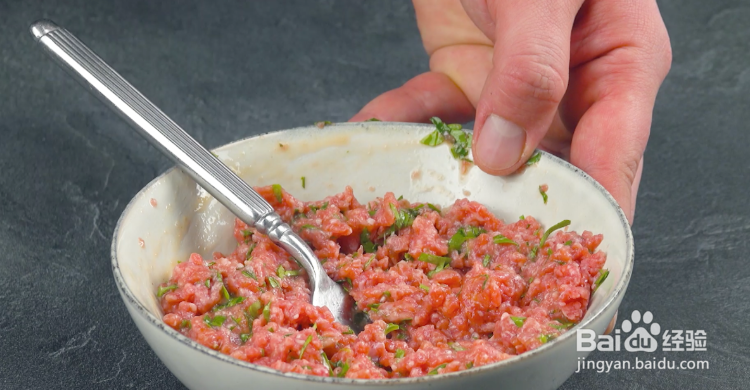 肉汁满满的起司烤甜椒食谱