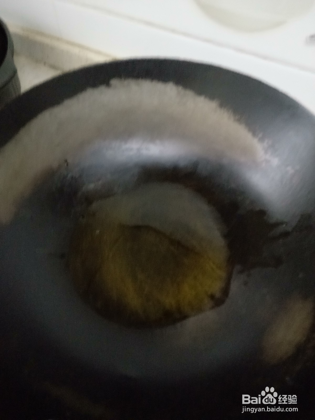 剩肉酱炒皮蛋豆腐