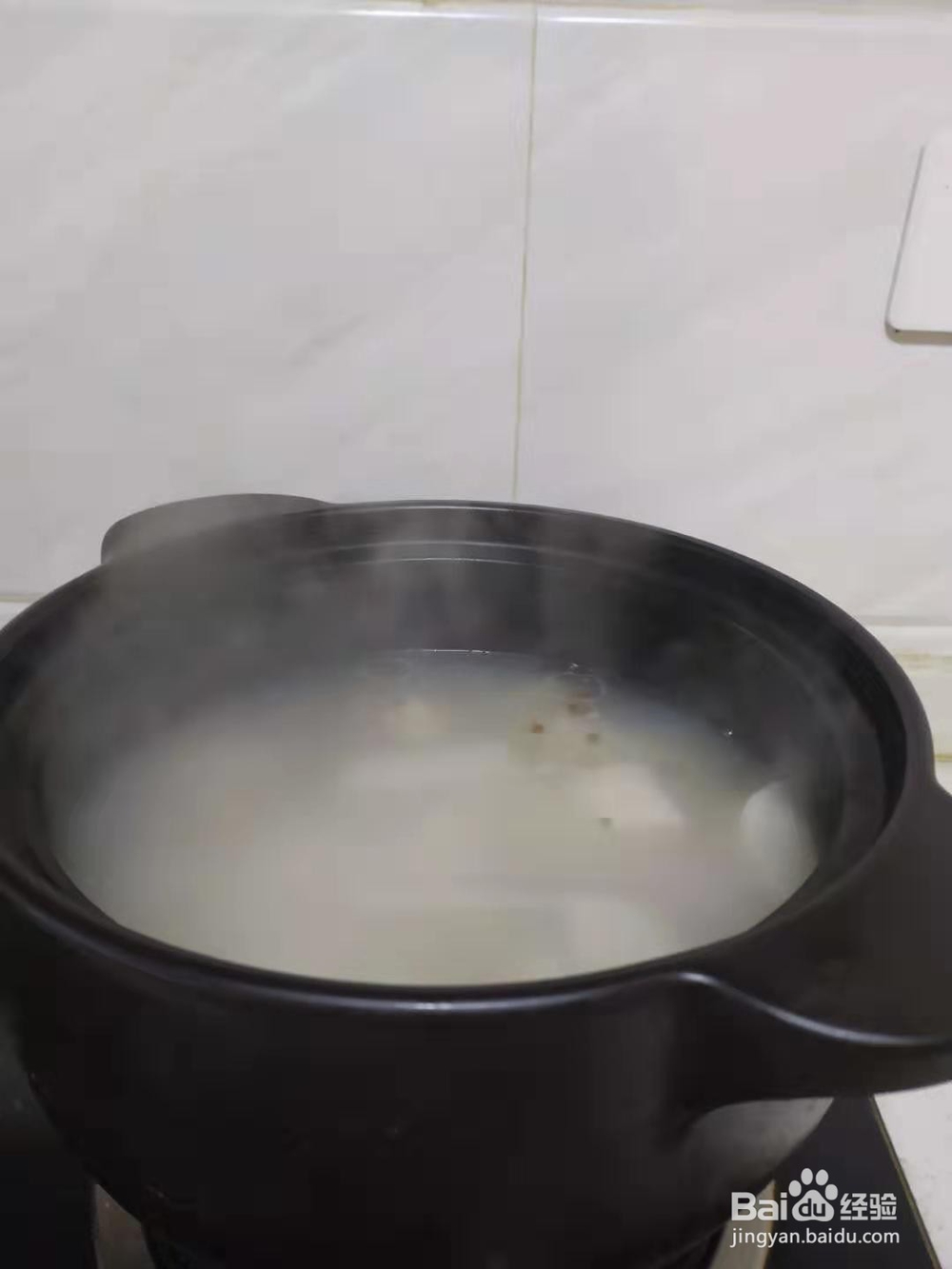 冬季养生美食——萝卜排骨汤