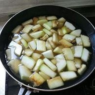 制作冬瓜粉丝丸子汤