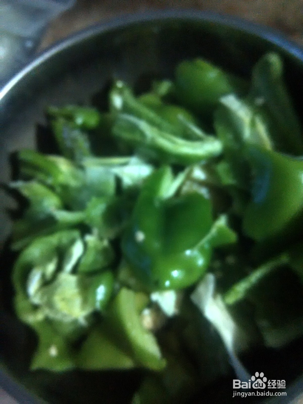 葱爆土豆片炒青椒丝