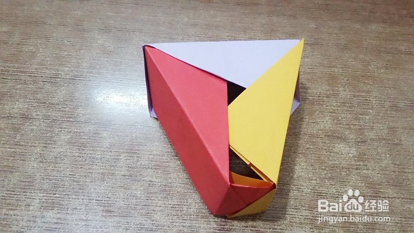 三角盒的彩纸折法
