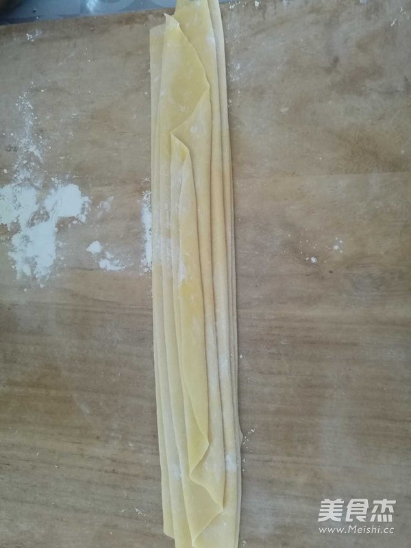 家常鸡蛋手擀面