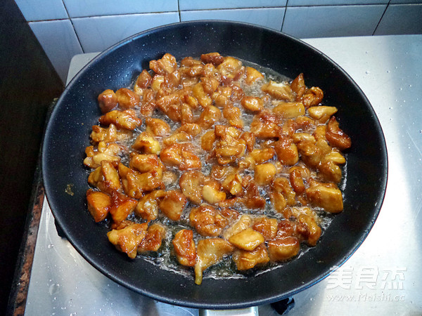 麻辣鸡丁的做法