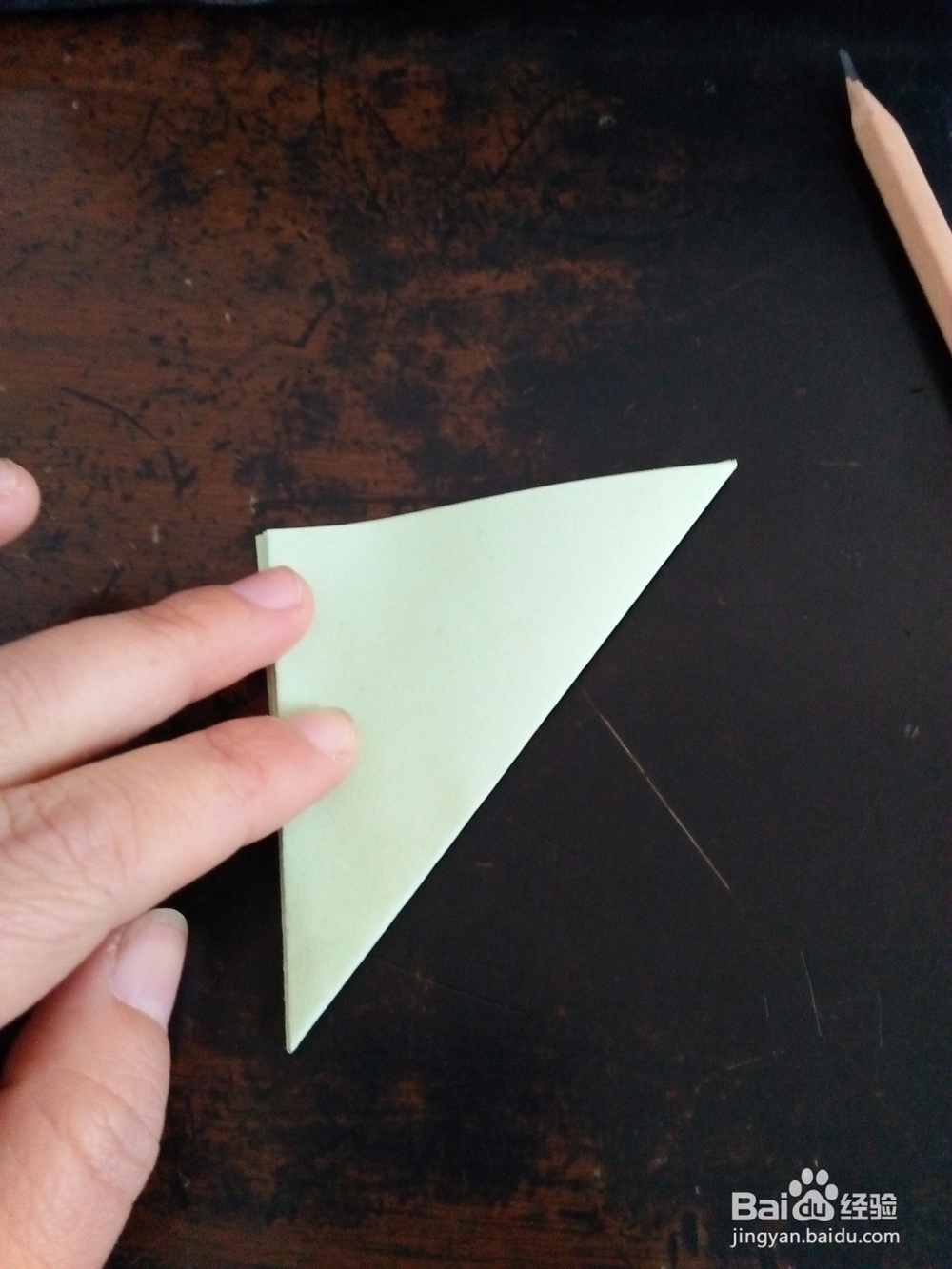 如何用纸剪雪花