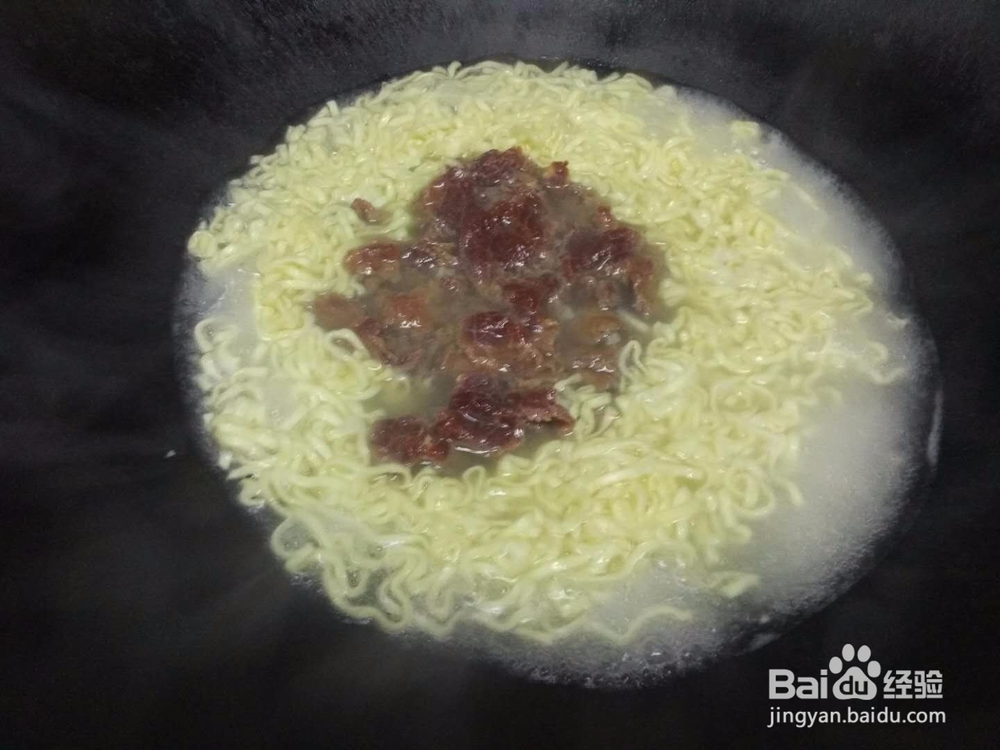 牛肉煮泡面怎么做
