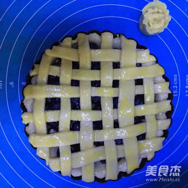 蜂蜜蓝莓派的做法