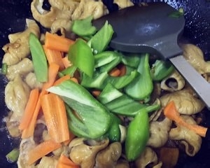 下饭美味的家常溜肥肠