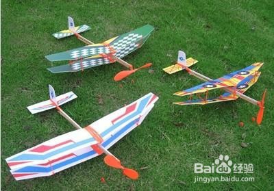 如何自制橡皮筋动力滑翔机