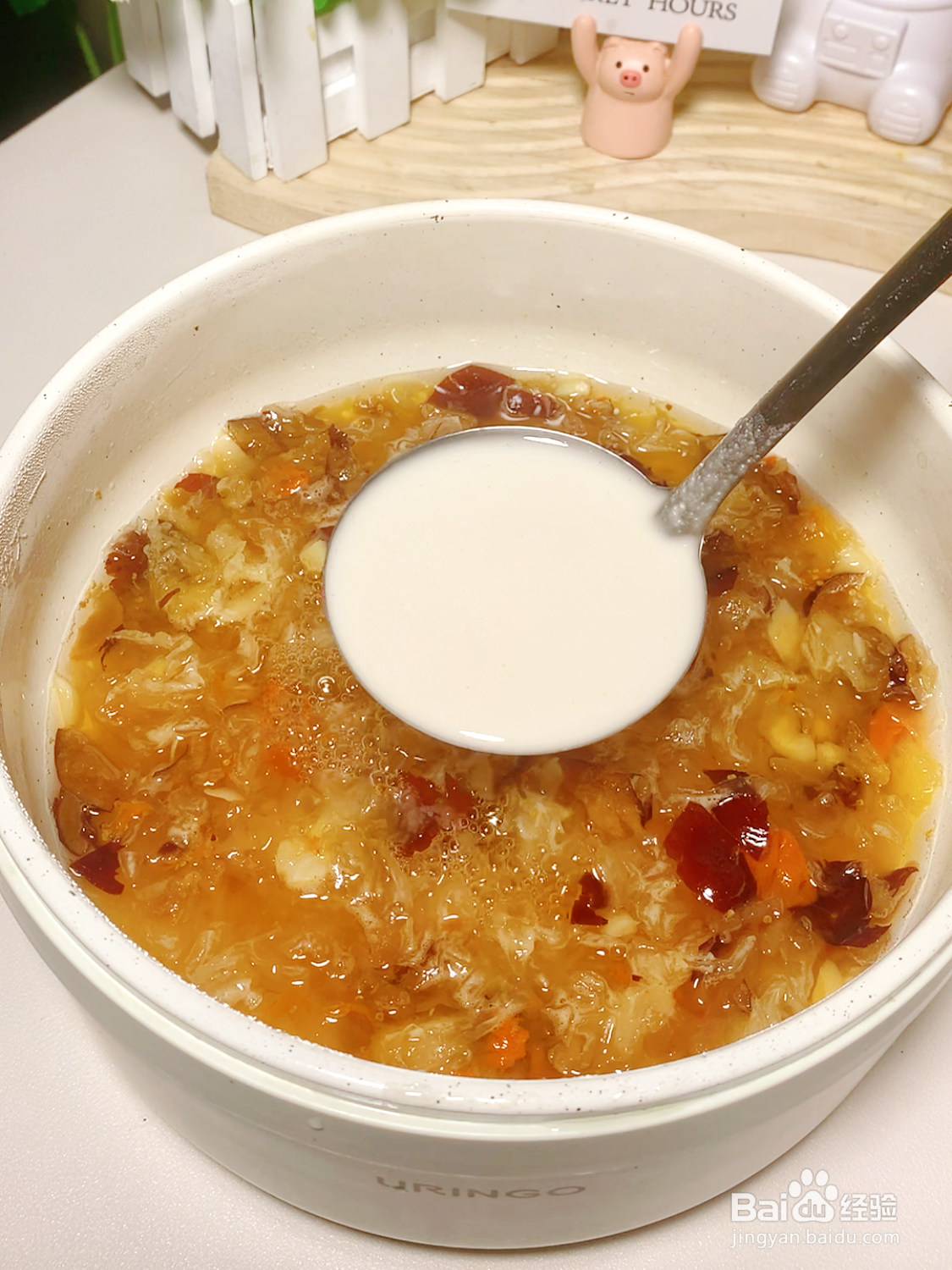 银耳枸杞雪梨马蹄糕怎么做