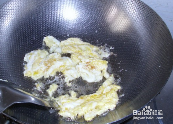 西红柿鸡蛋炒木耳的做法