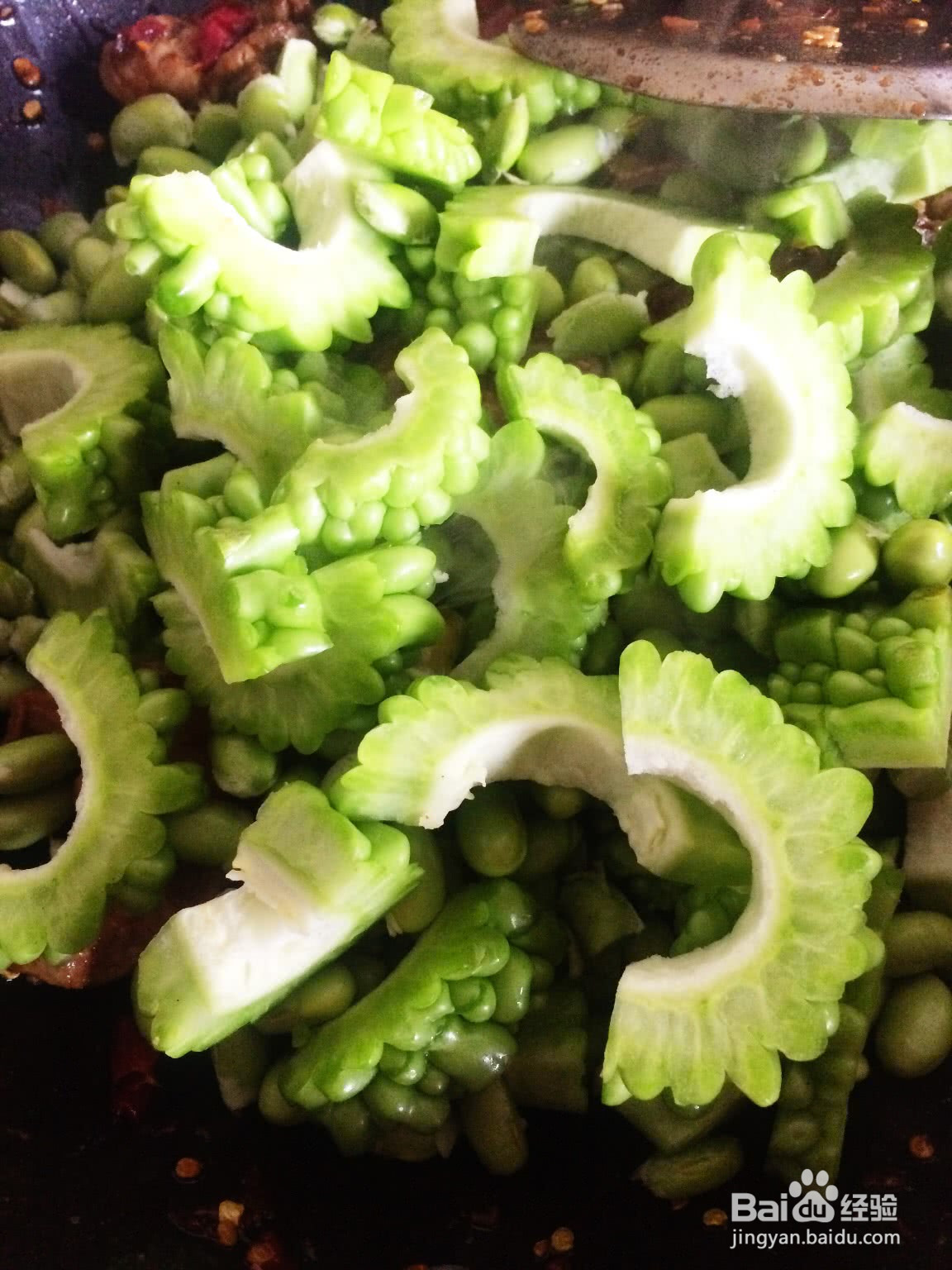 苦瓜青豆烧排骨的做法