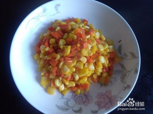 玉米粒炒胡萝卜丁的做法