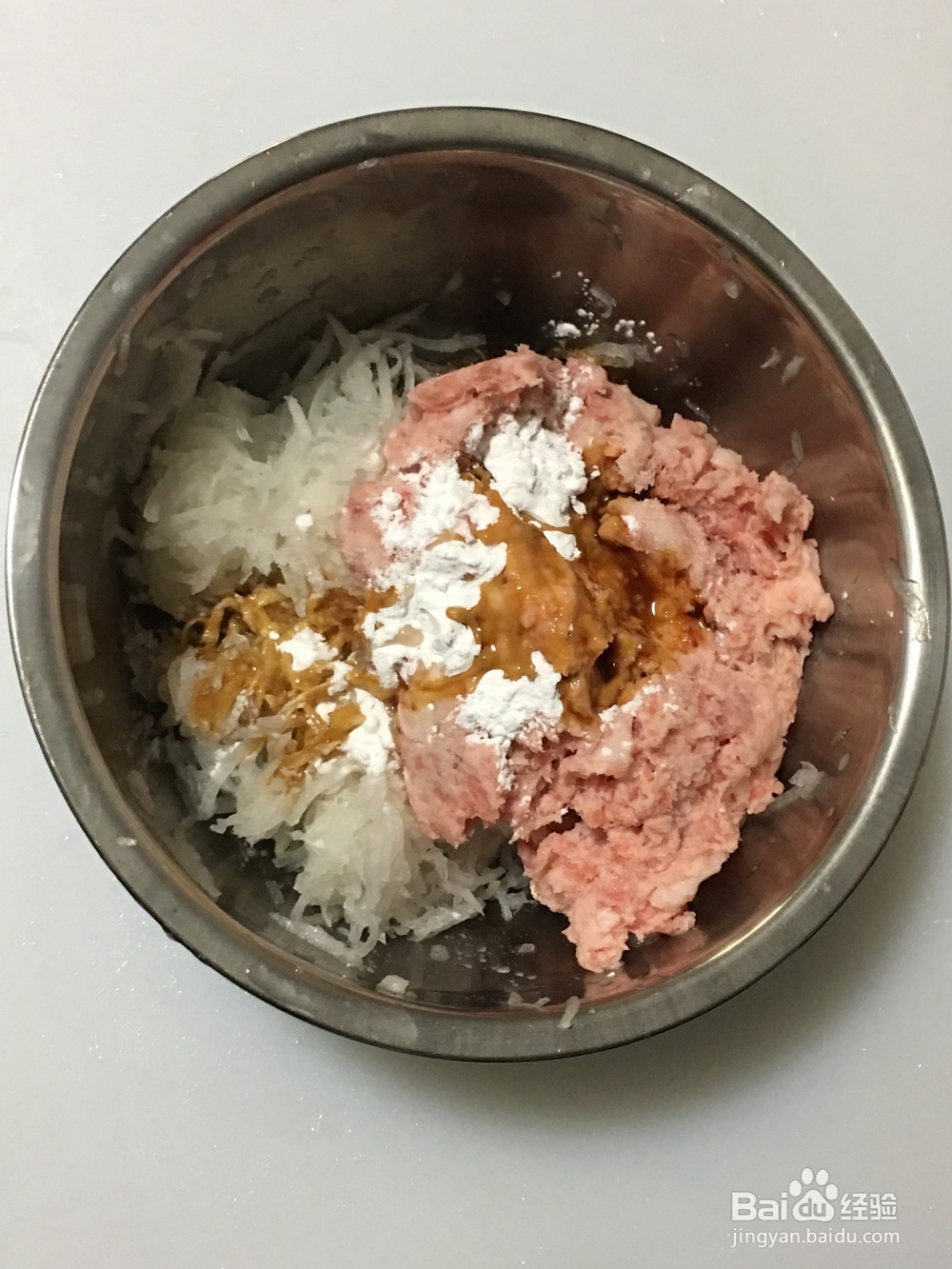 怎样做萝卜黄金煲